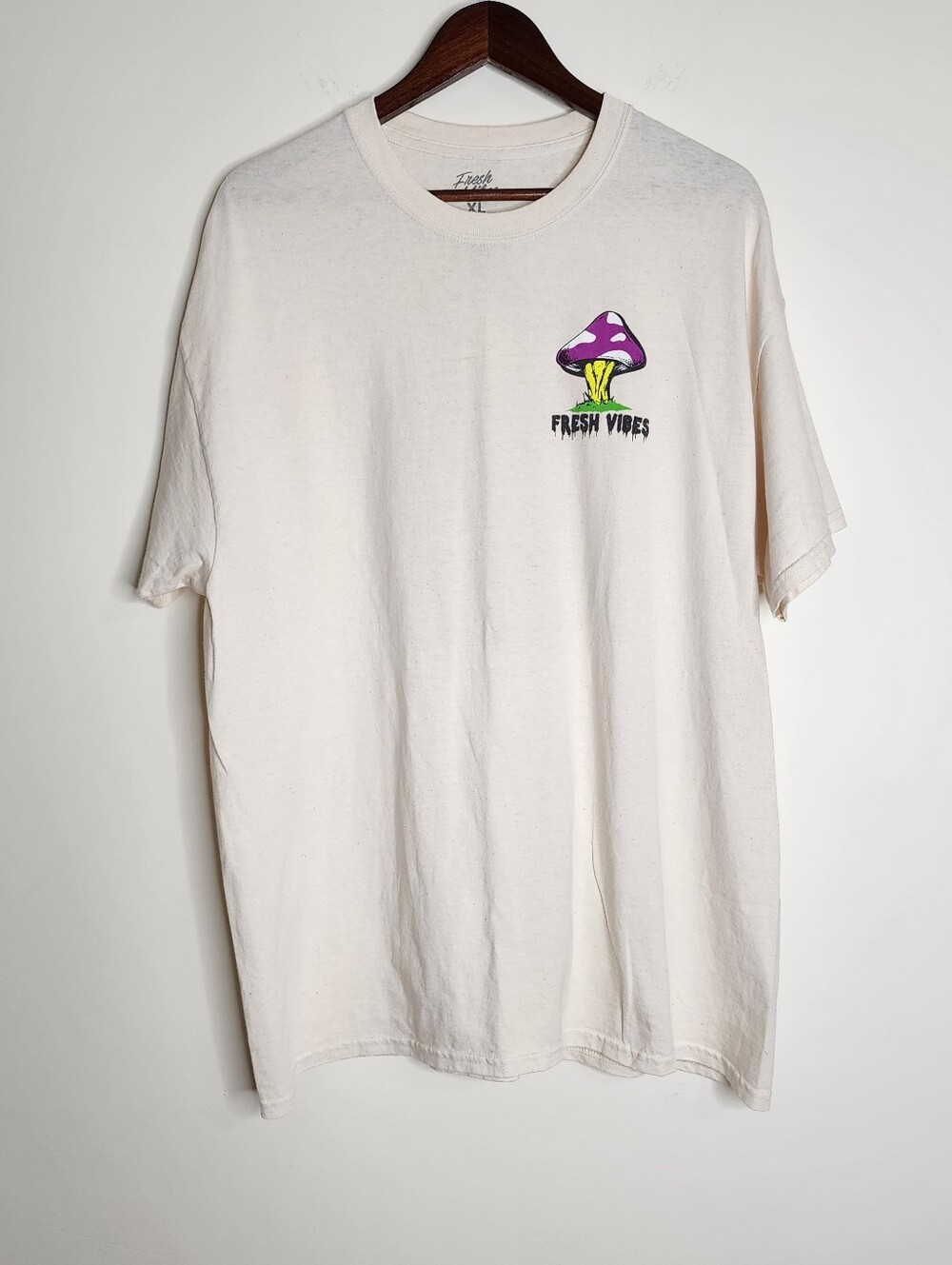 Fresh Vibes Men's Cream Cotton Dopamine Mushroom Skull Graphic T-shirt XL